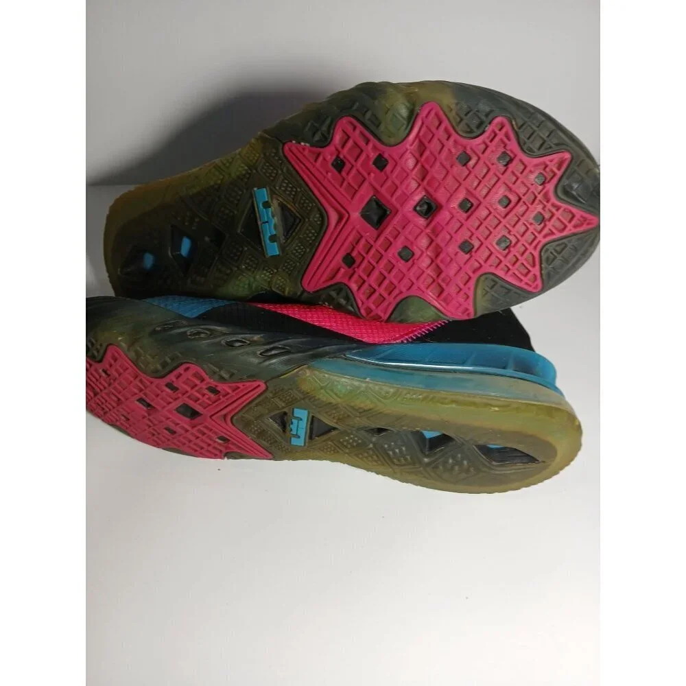Nike LeBron 18 Low 'Neon Nights Fireberry' Mens Sneakers Size 10.5